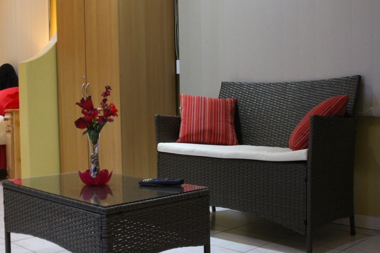 Richards Travel Lodge Jamestown Bagian luar foto