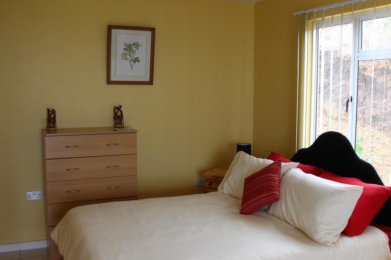 Richards Travel Lodge Jamestown Bagian luar foto